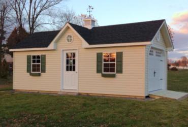 Classic Victorian Single Car Garage with Vinyl Siding