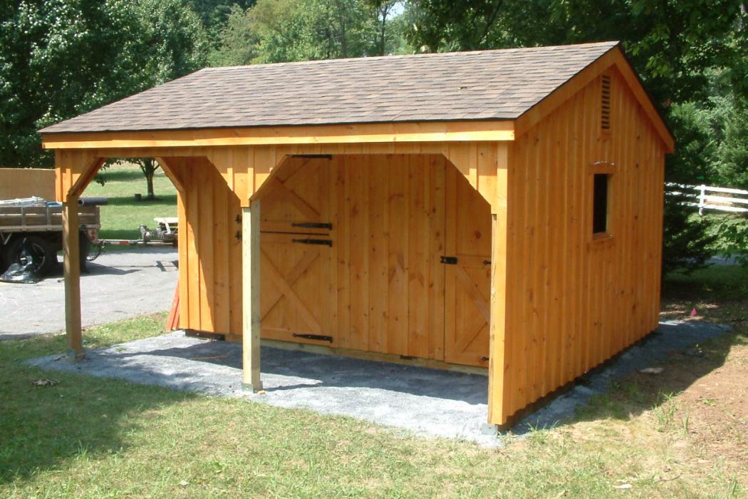 Stall Barn with 8' or 10' Overhang | Lancaster County Barns