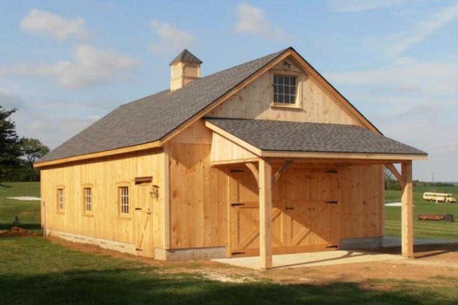 Cedar siding workshop shed with porch